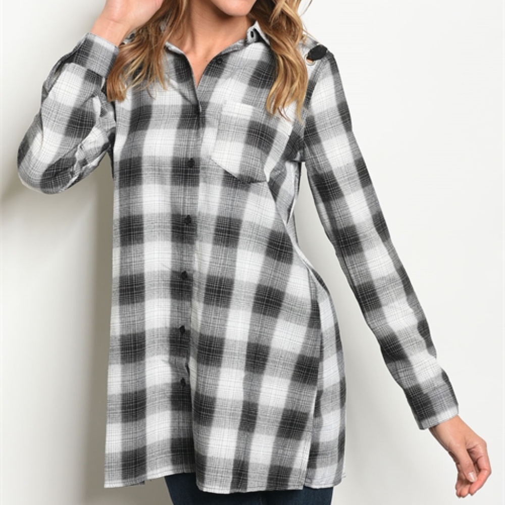 BLACK BUTTON DOWN PLAIN TUNIC TOP! - Picture 2 of 5